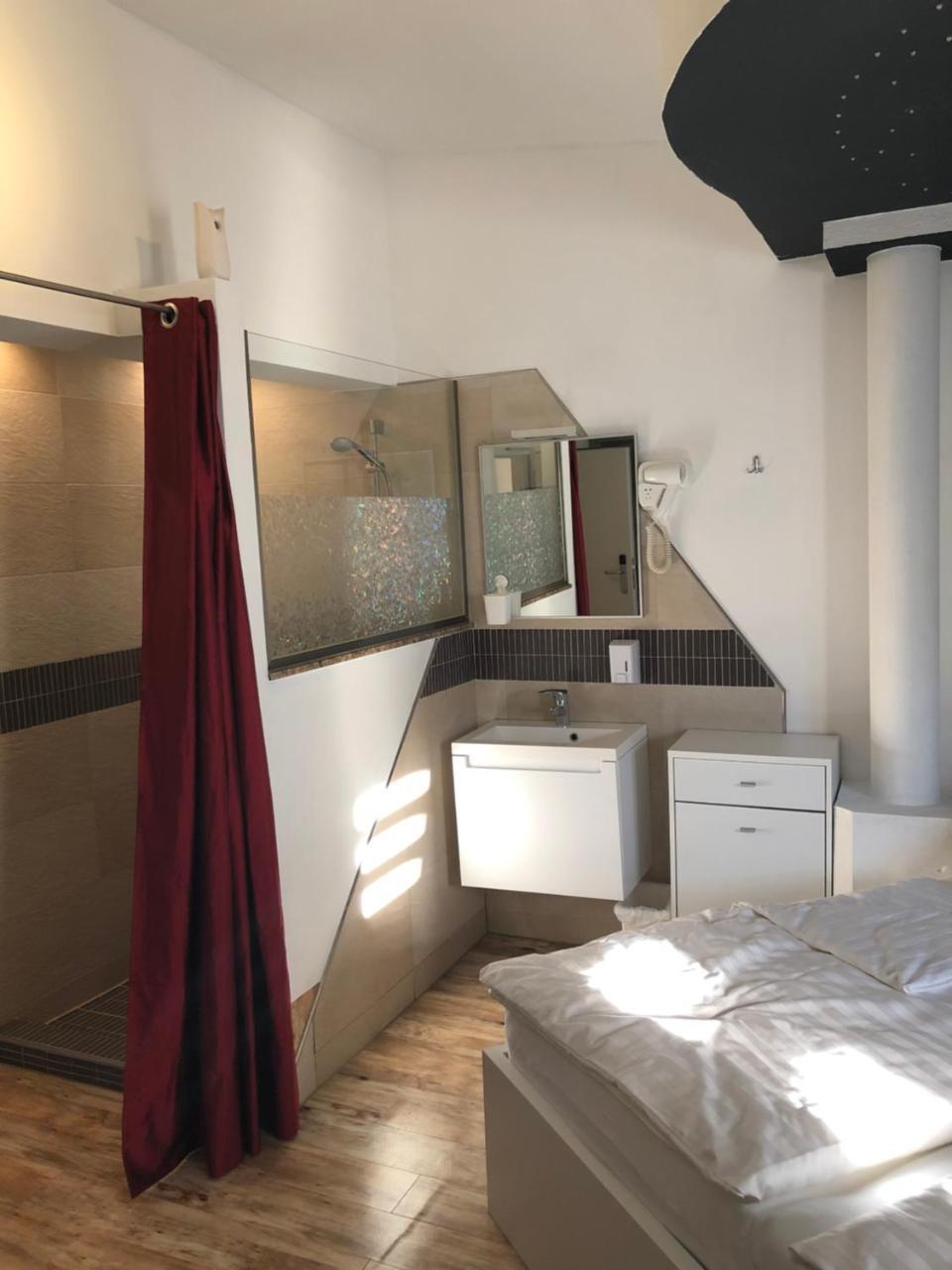 Center Rooms Villach Zewnętrze zdjęcie